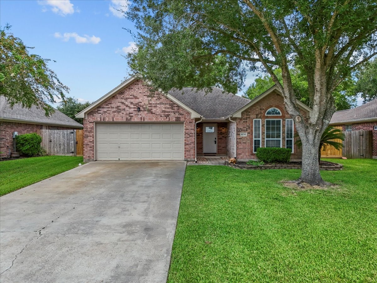 4234 Chisholm Trail Santa Fe TX 77510