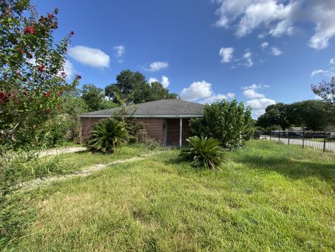 5967 Southgood Street Houston TX 77033