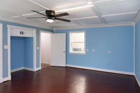 3245 W Highway 6 Alvin TX 77511
