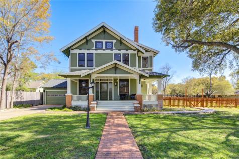 906 Grimes Street Navasota TX 77868