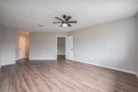 7322 Logging Trail Drive Humble TX 77346