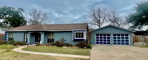 414 Huckleberry Drive Lake Jackson TX 77566