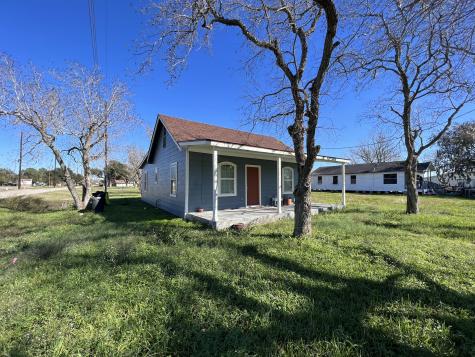 8903 Park Street Needville TX 77461