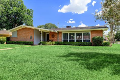 4737 Creekbend Drive Houston TX 77035