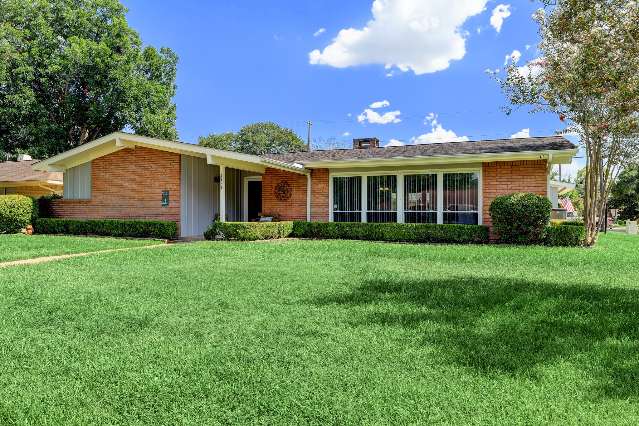 4737 Creekbend Drive Houston TX 77035