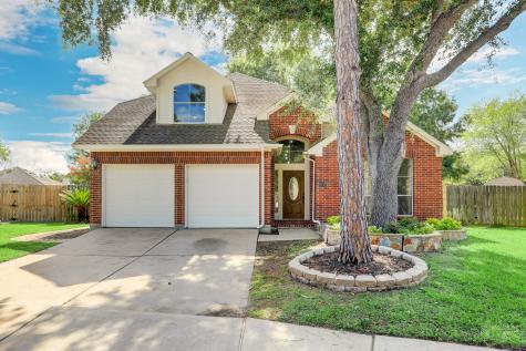 1810 Emerald Lake Court Houston TX 77062