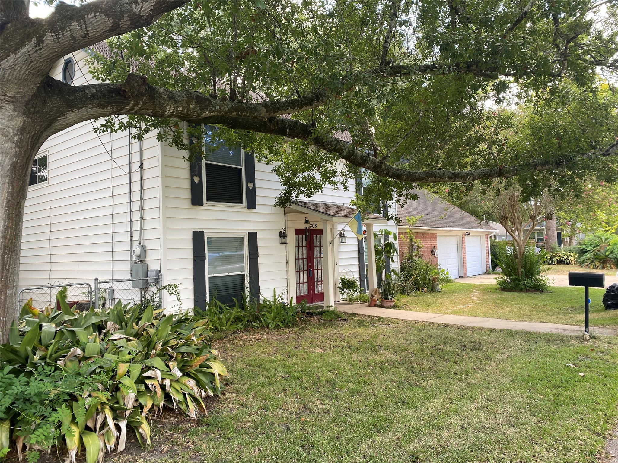 208 N Durant Street Alvin TX 77511