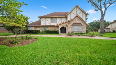 2307 Butler Drive Friendswood TX 77546