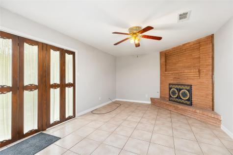 29518 W Hawthorne Drive Spring TX 77386