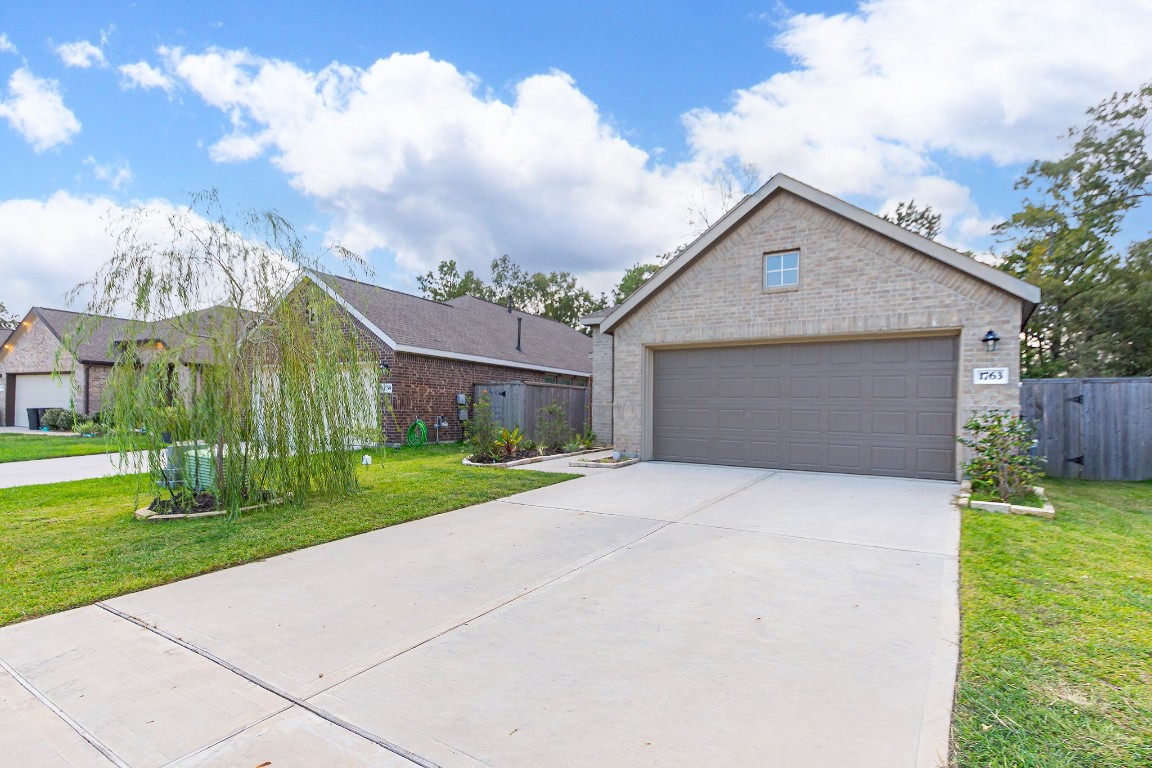 1763 Huffman Hills Lane Crosby TX 77532