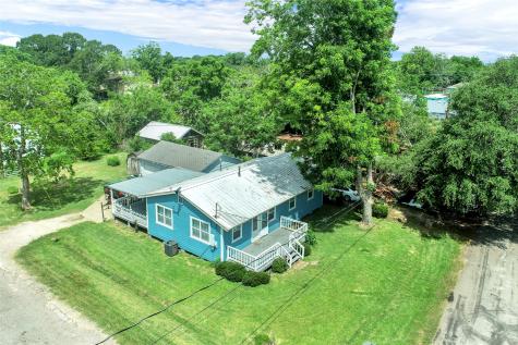 4622 2nd Street Bacliff TX 77518