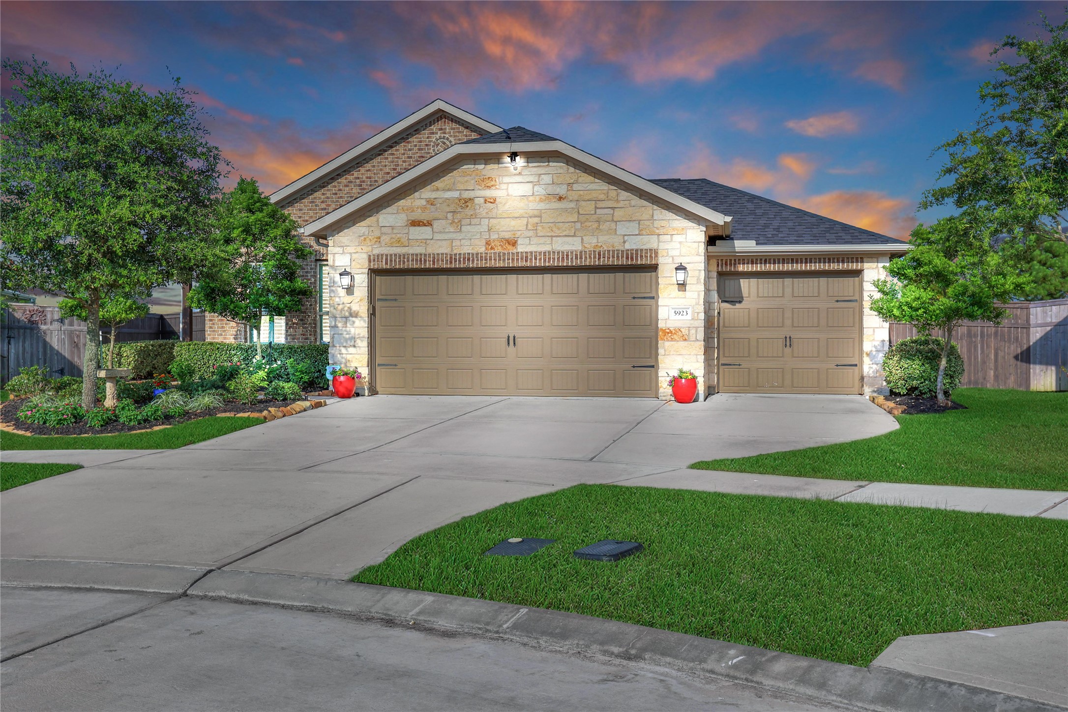 5923 Winding Terrace Lane Fulshear TX 77441