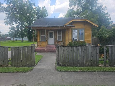 565 Campus Street Beaumont TX 77705