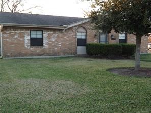 2631 16th Avenue N Texas City TX 77590