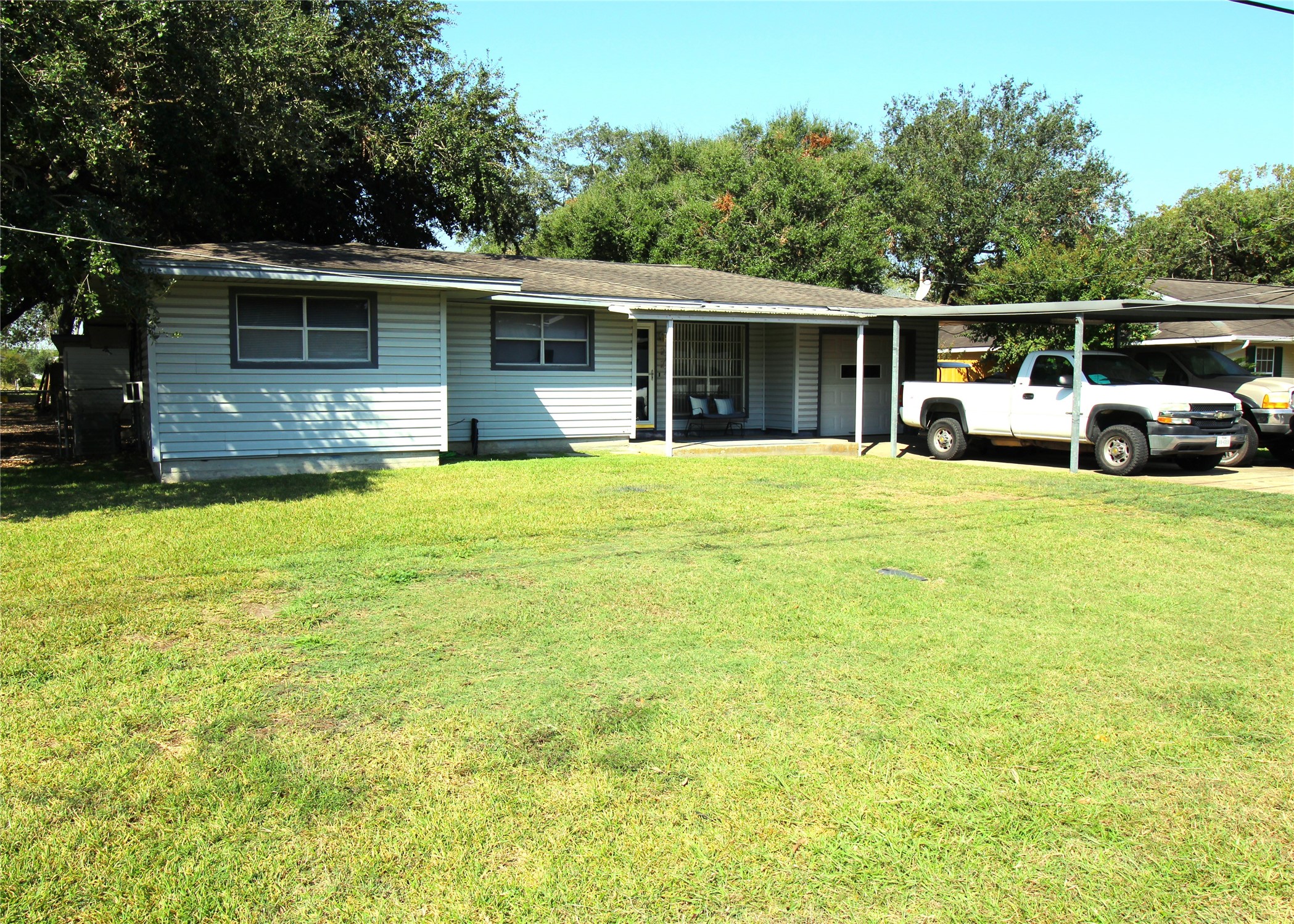 2222 N Grand Boulevard Pearland TX 77581