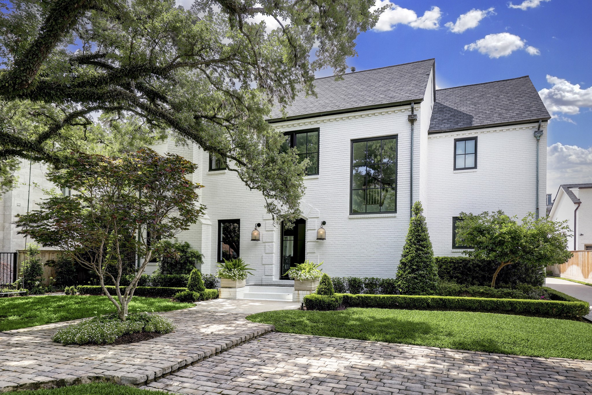 2217 Inwood Drive Houston TX 77019