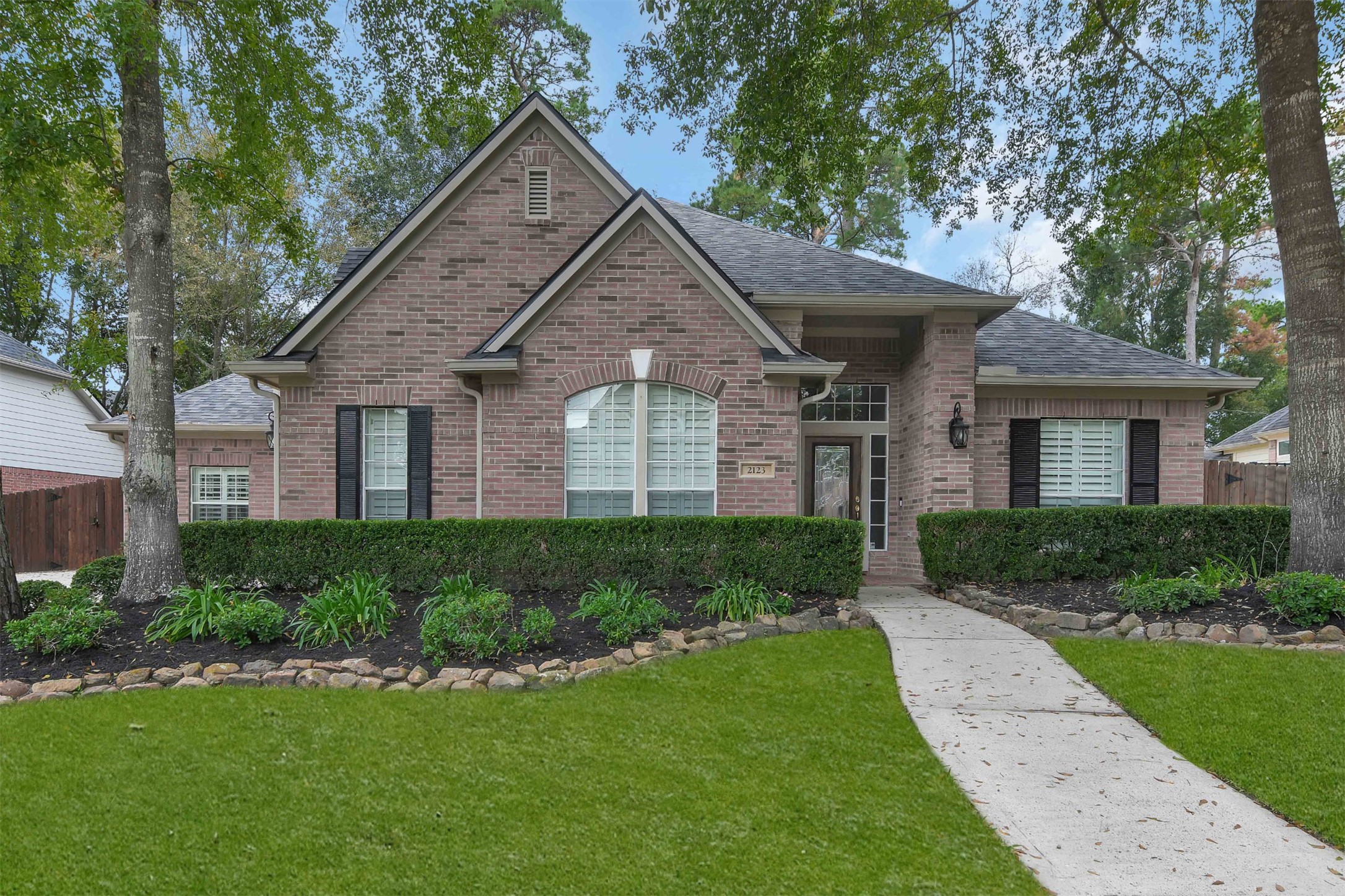 2123 Fern Creek Trail Kingwood TX 77345