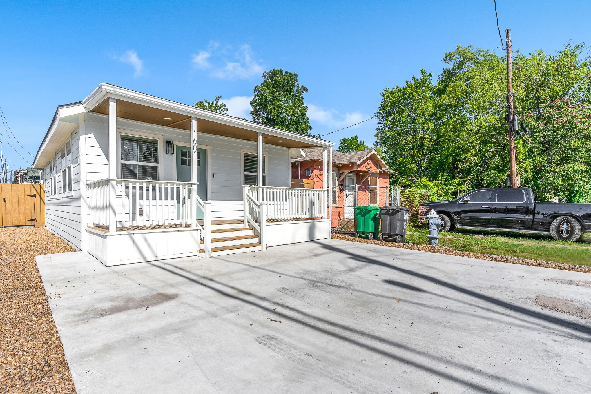 1601 Sabine Street Houston TX 77007