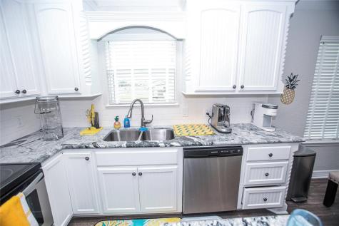722 Fort Velasco Drive Freeport TX 77541