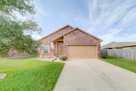 111 Rustic Colony Lane Dickinson TX 77539
