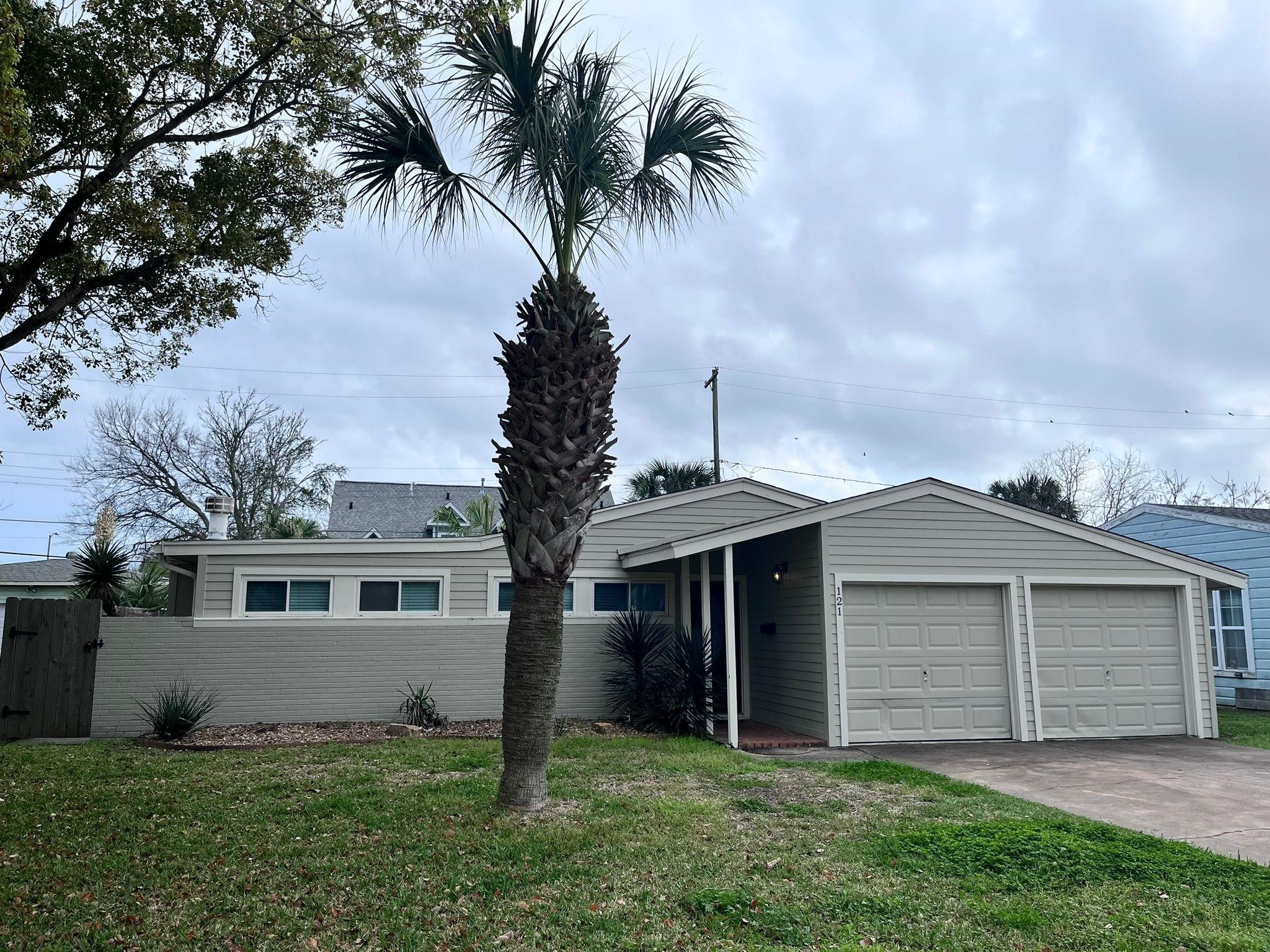 121 Bonita Avenue Galveston TX 77550