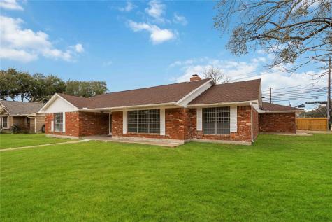 4800 Burning Tree Drive Baytown TX 77521