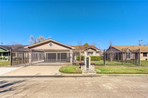 5255 Bungalow Lane Houston TX 77048
