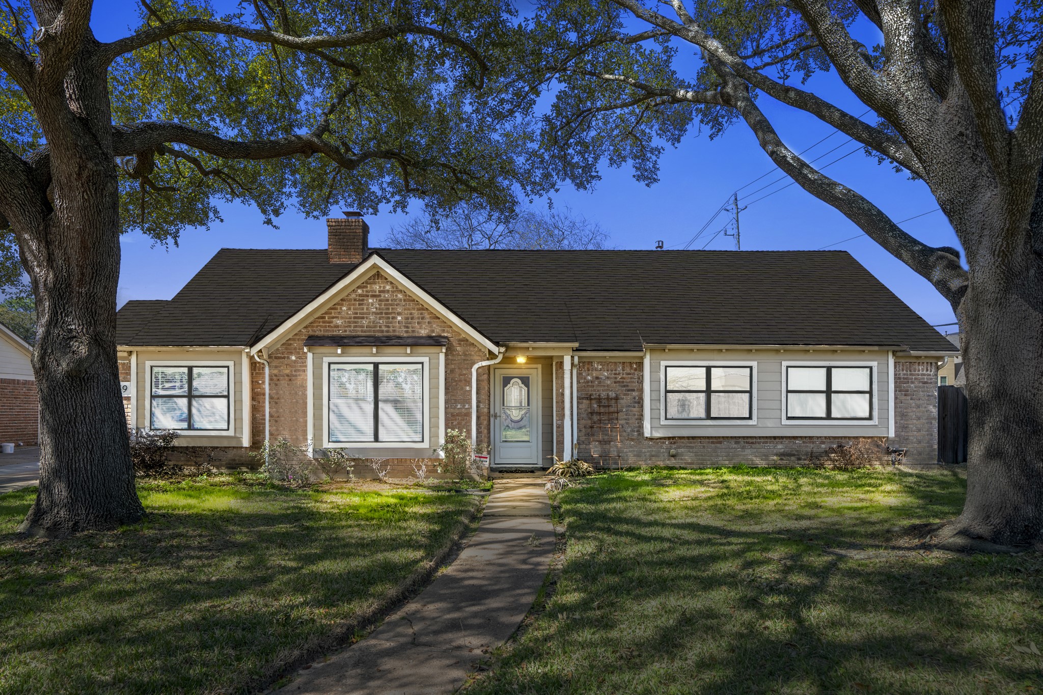 2639 Pine Village Drive Houston TX 77080