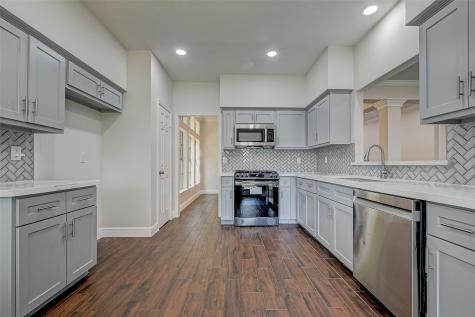 1302 Dalerose Court Houston TX 77062