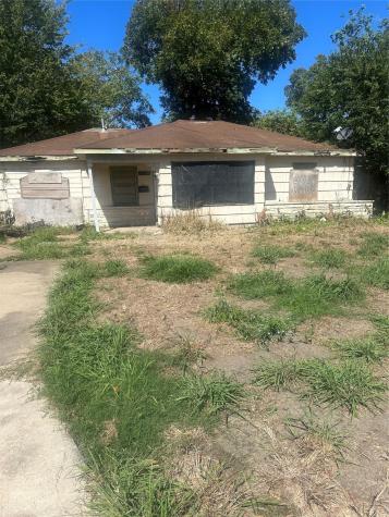 614 Ogilvie Street Houston TX 77017