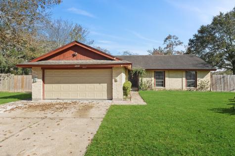 8443 Gulfwood Lane Houston TX 77075