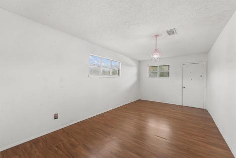 850 County Road 2145 Cleveland TX 77327