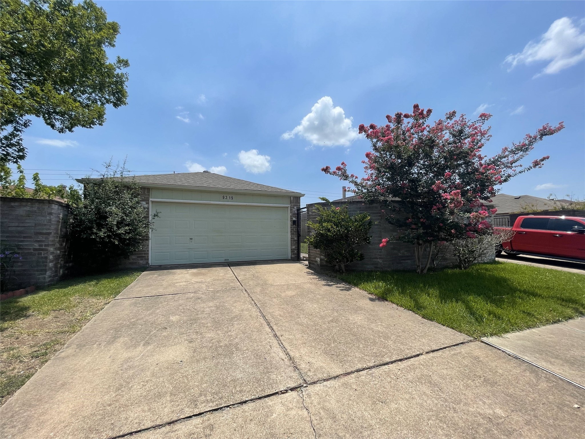 9319 Stockwell Drive Houston TX 77083