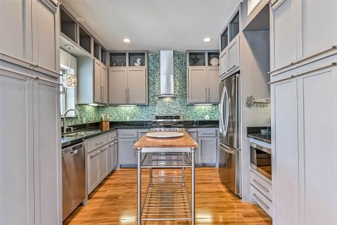 4214 Spanish Main Galveston TX 77554