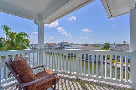 4214 Spanish Main Galveston TX 77554
