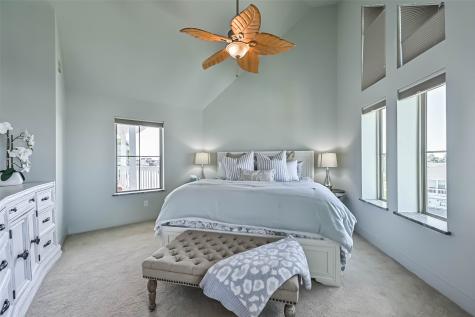 4214 Spanish Main Galveston TX 77554