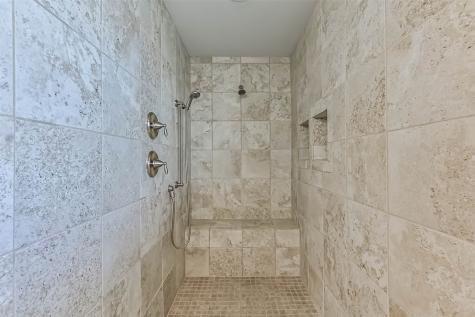 4214 Spanish Main Galveston TX 77554