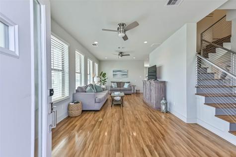 4214 Spanish Main Galveston TX 77554