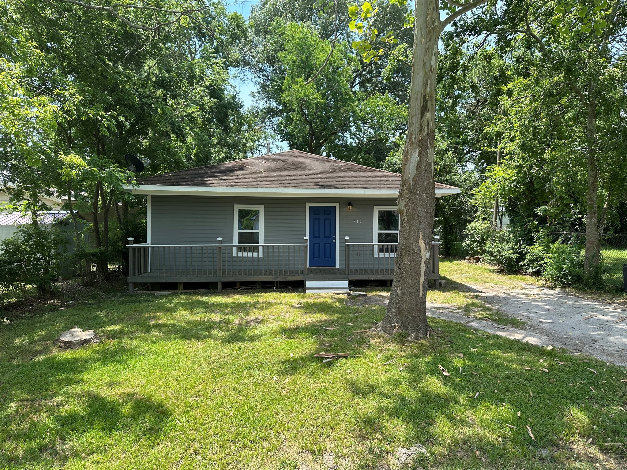 814 W Wahl Street Crosby TX 77532