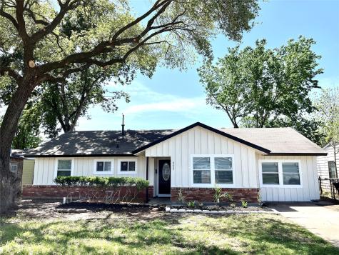 622 Elton Street Houston TX 77034