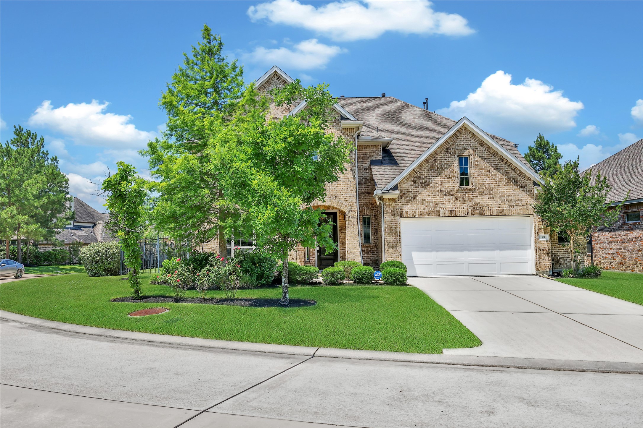 19 N Wheatleigh Drive Tomball TX 77375