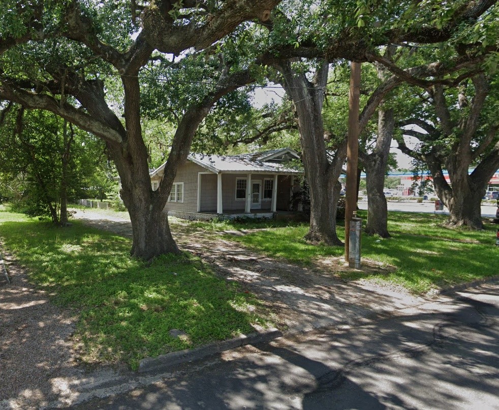 207 W Kay Street Dayton TX 77535