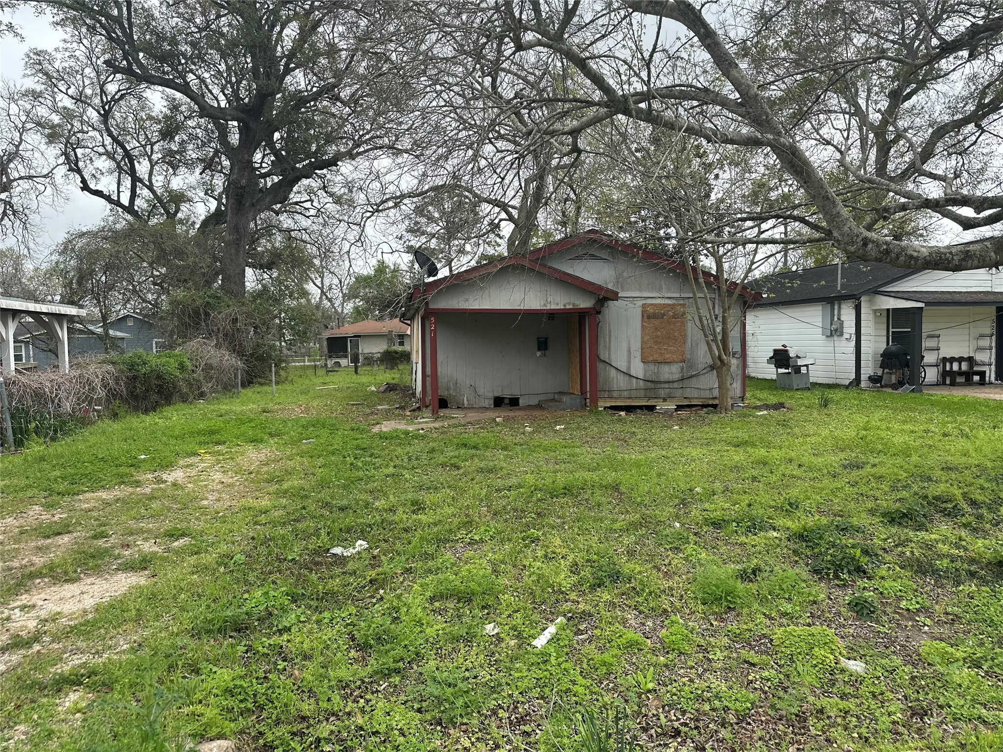 521 Montgomery Street Clute TX 77531