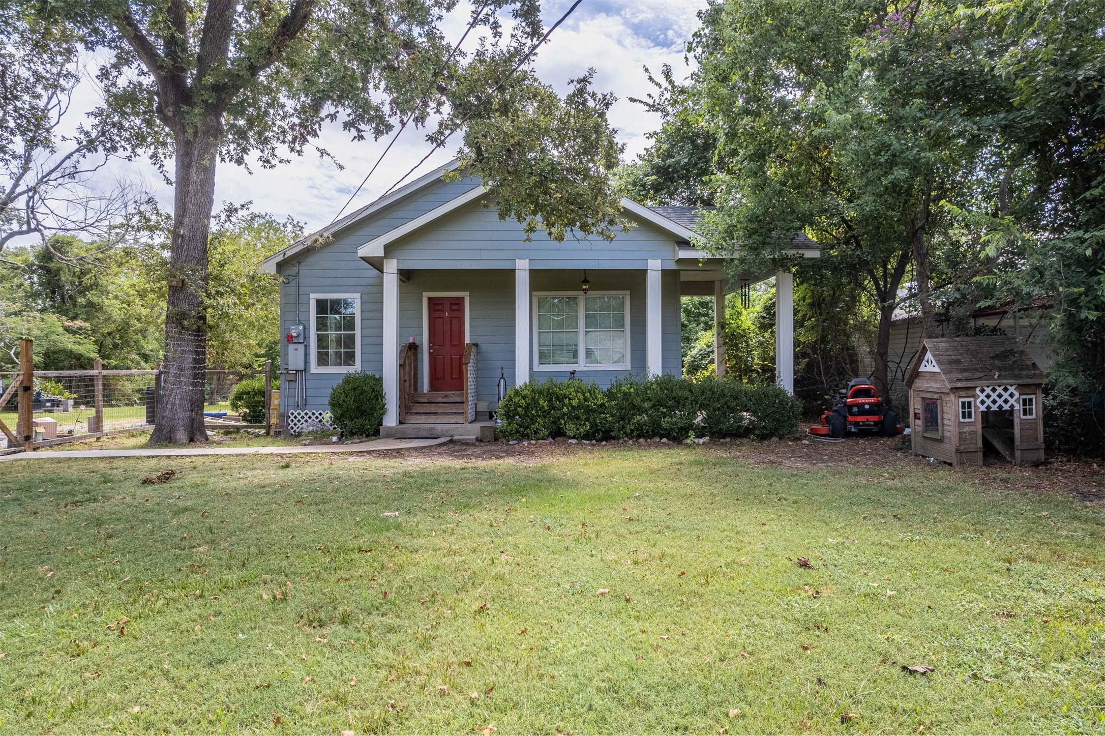 208 Mable Street Baytown TX 77520