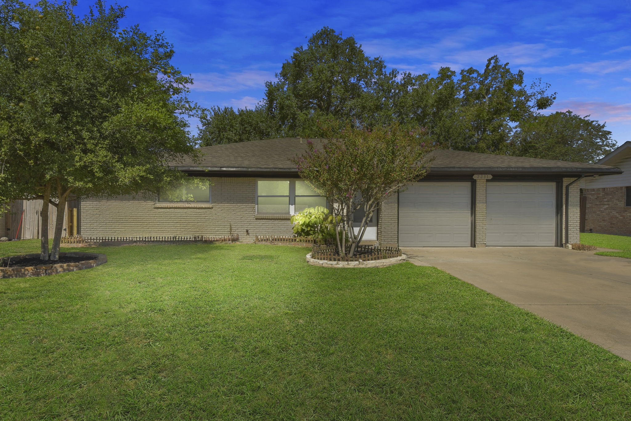 2231 Bayou Drive League City TX 77573