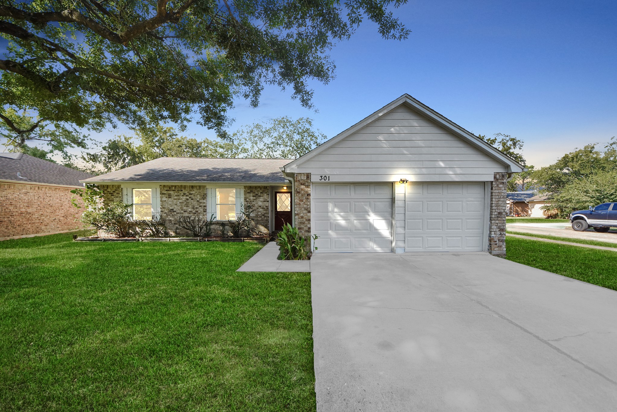 301 Meadow Wood Court League City TX 77573