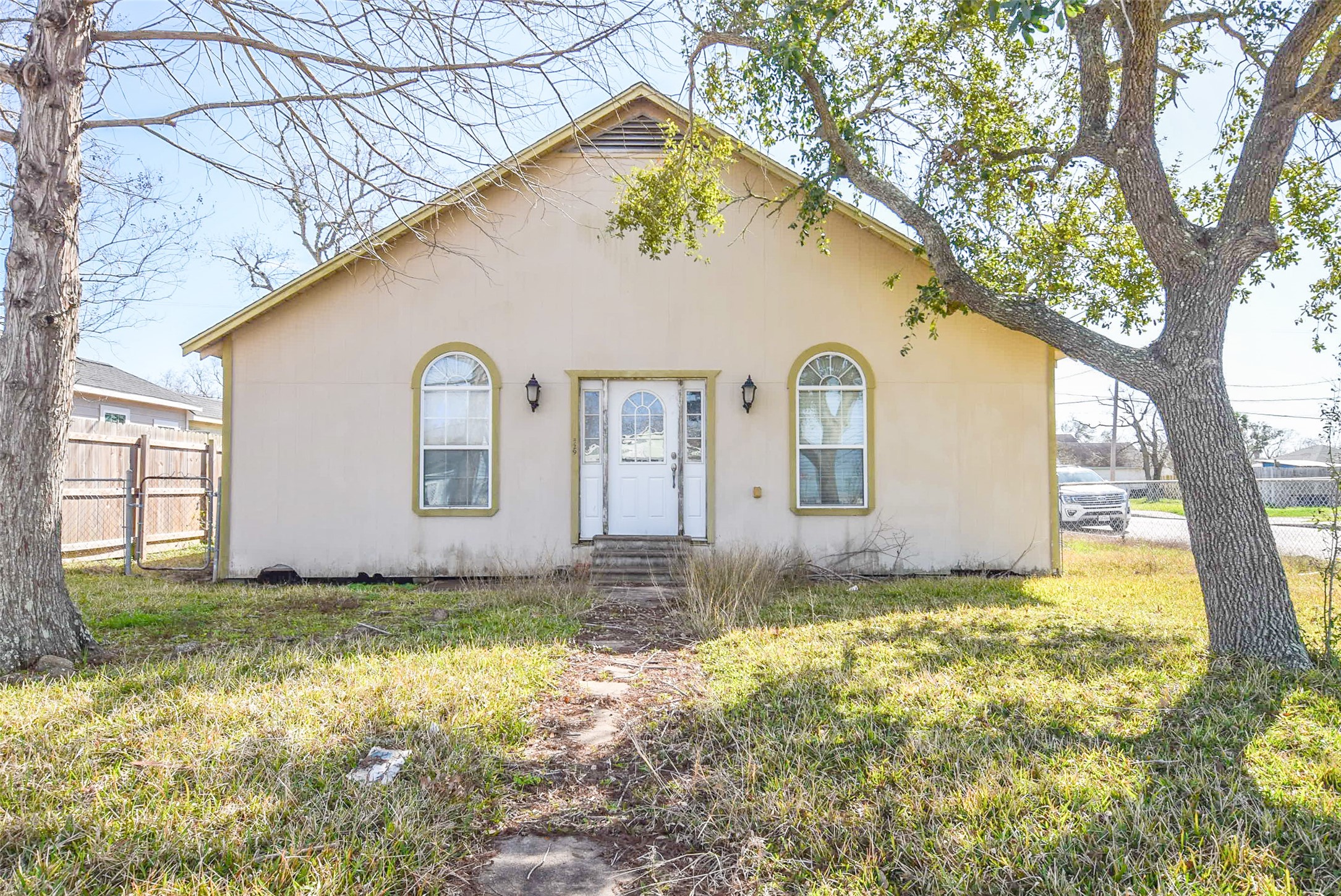 529 W 4th Street Freeport TX 77541
