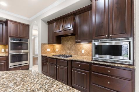 95 W Hullwood Circle The Woodlands TX 77389