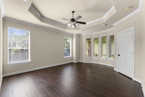 95 W Hullwood Circle The Woodlands TX 77389