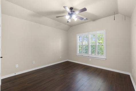 95 W Hullwood Circle The Woodlands TX 77389